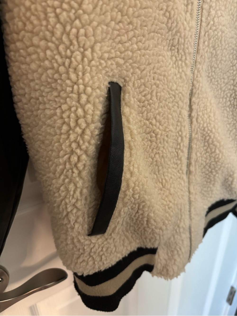 Steve Madden Sherpa Faux Leather Sleeve Hooded Jacket Small - Picture 5 of 11